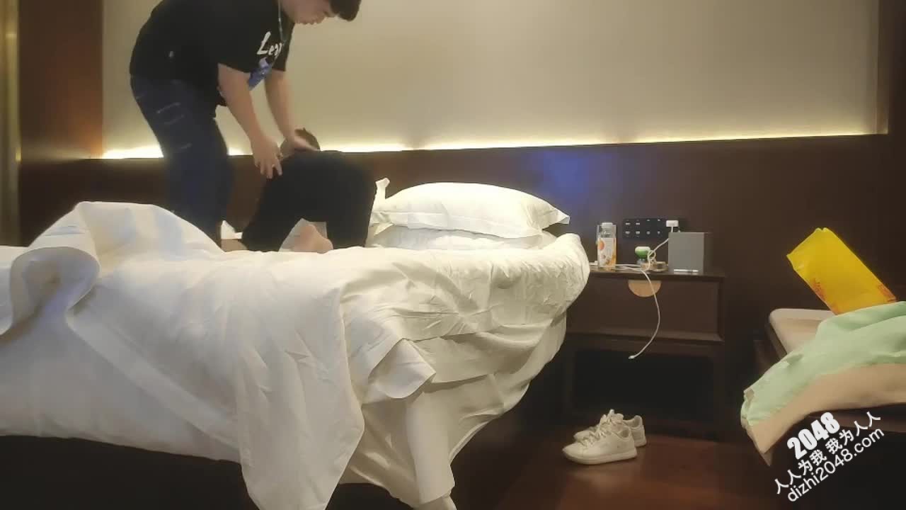 [MP4/ 995M] 漂亮轻熟女 好痒宝贝 你都没射累啦要不要等一下再搞 这样不好意思
