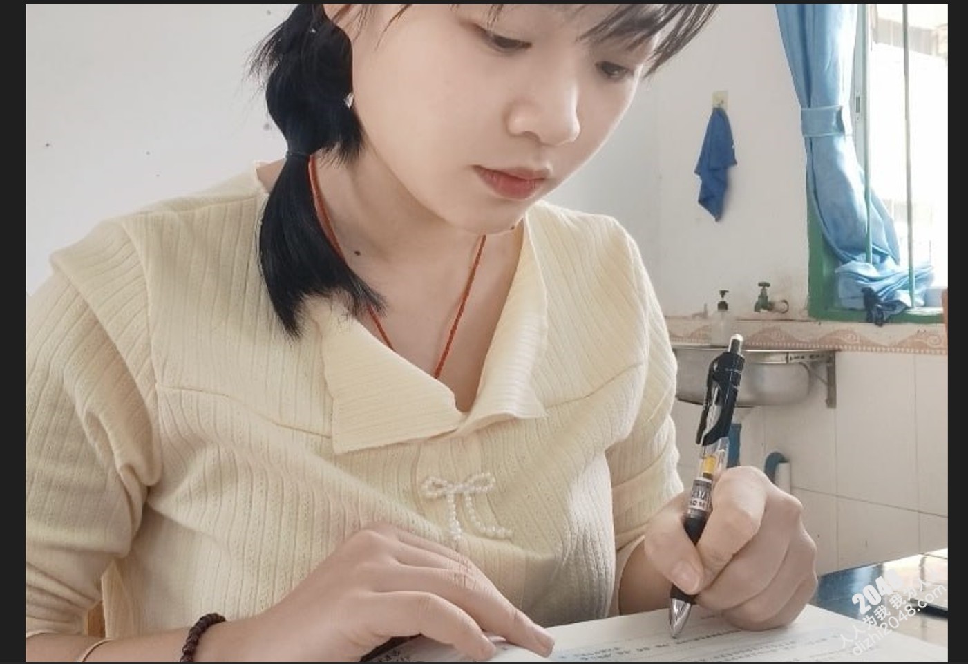 福建建阳一中美女老师『叶哲琪』分手后被前男友曝光!性爱自拍流出!清纯的她居然如此放荡
