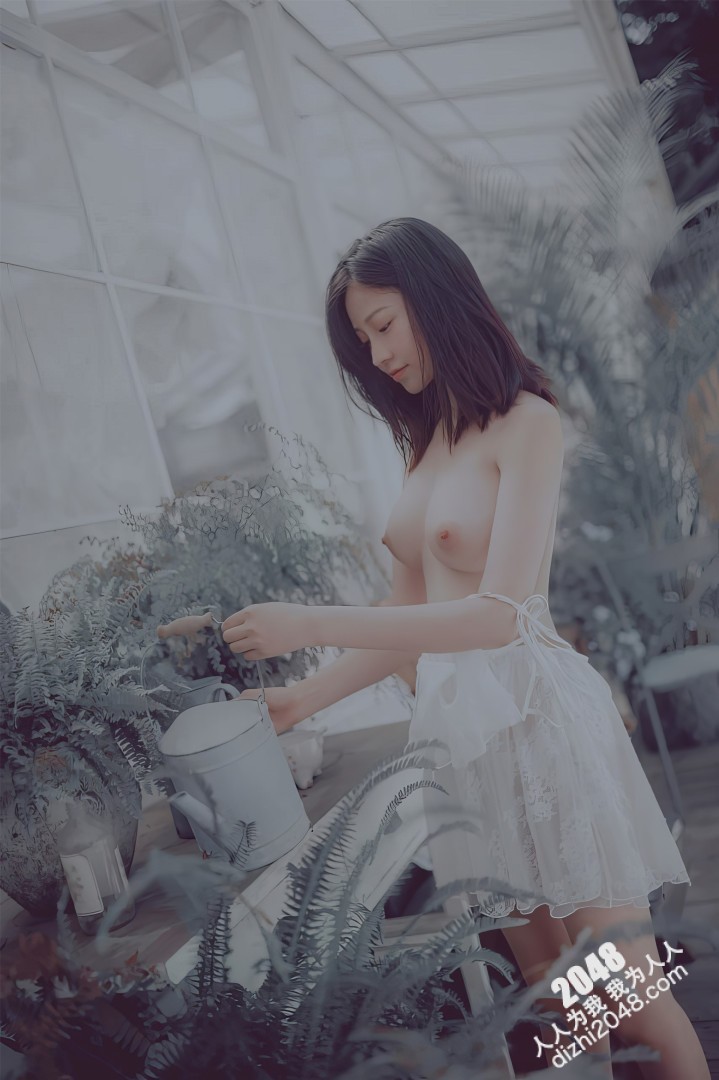 极品大奶国模年年-青青子衿白衣少女漏奶写真 [57P-95MB]