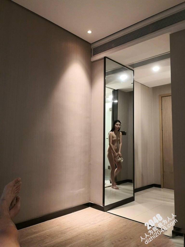 [自拍] 酒店外買小姐  (23P)