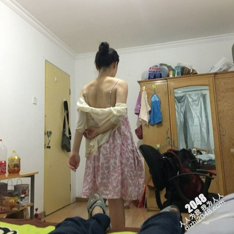 女友被抽插到亂叫  (11P)