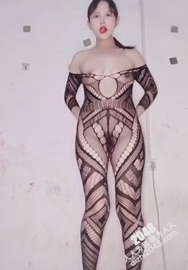 [MP4]连体黑丝袜少妇自慰