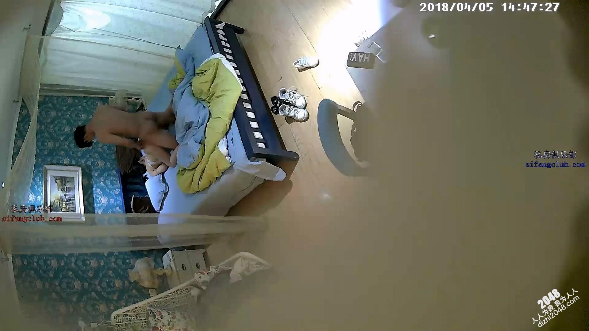 4-5经典酒店偷拍 眼镜妹温柔主动骑上男友啪啪,大长屌一插到底