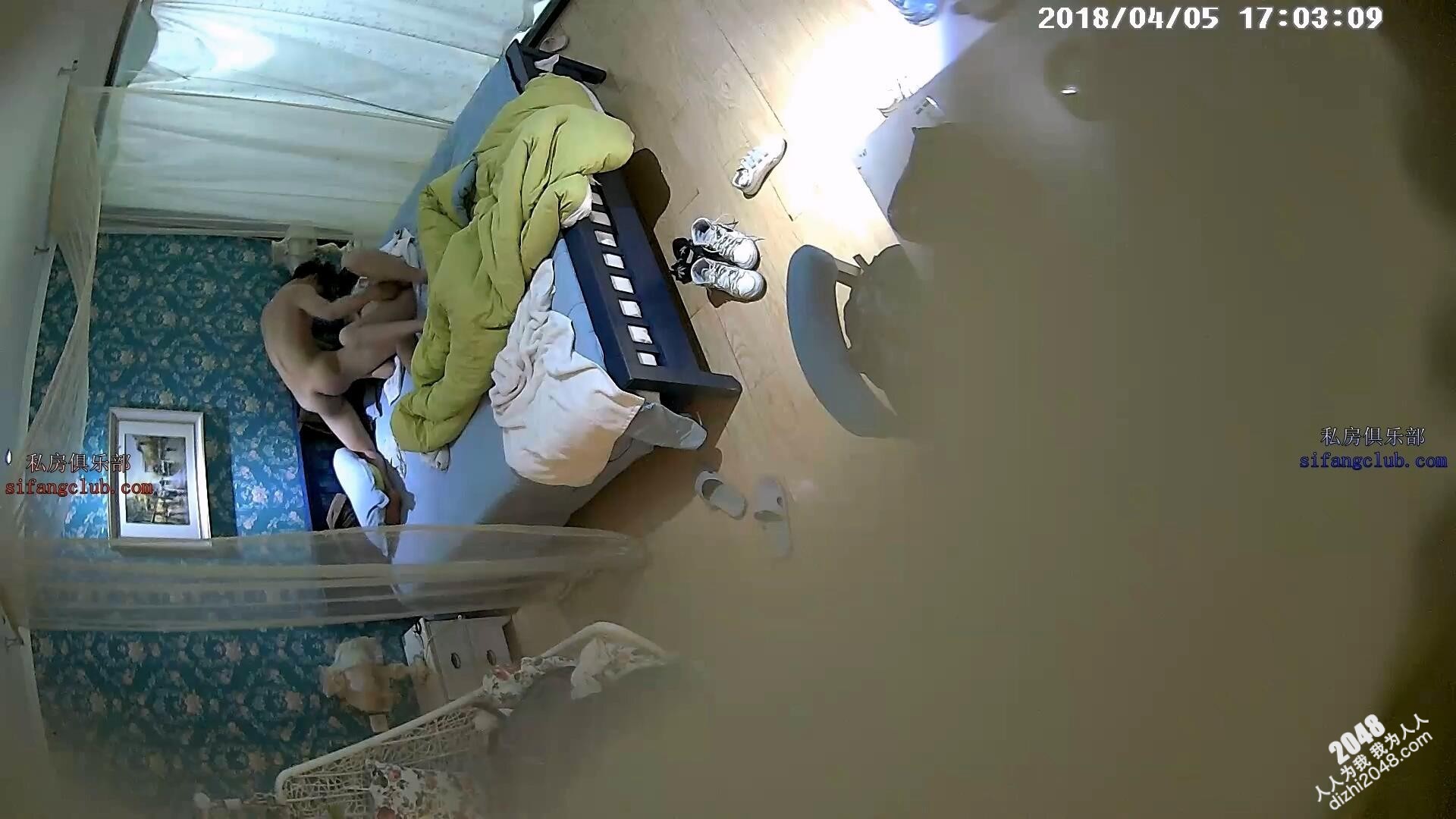 4-5经典酒店偷拍 眼镜妹温柔主动骑上男友啪啪,大长屌一插到底